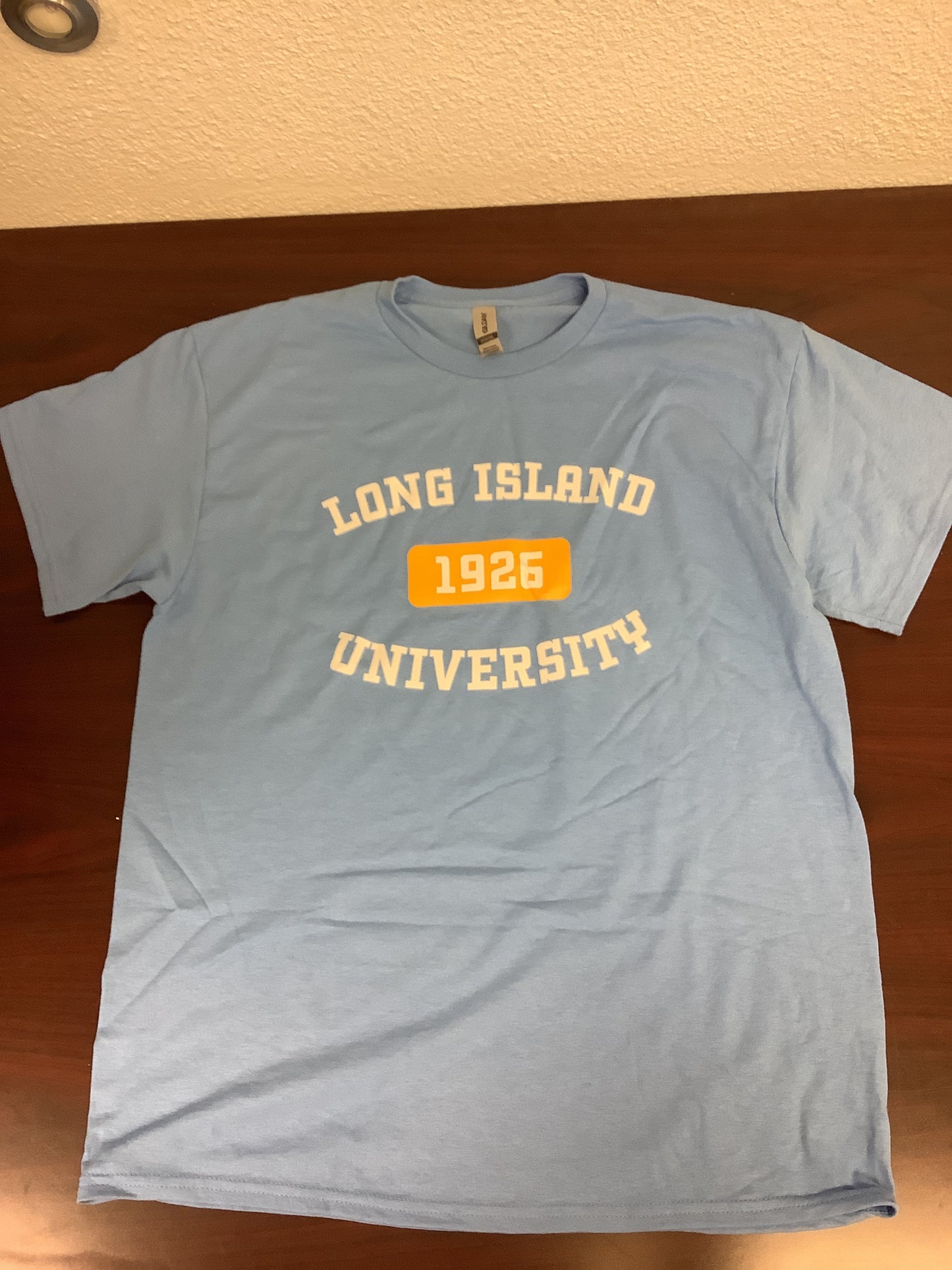 Short Sleeve | Long Island University “1926”